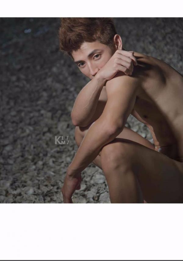 Whoseman-7-平面男模-蔡洋洋---藝術全見版